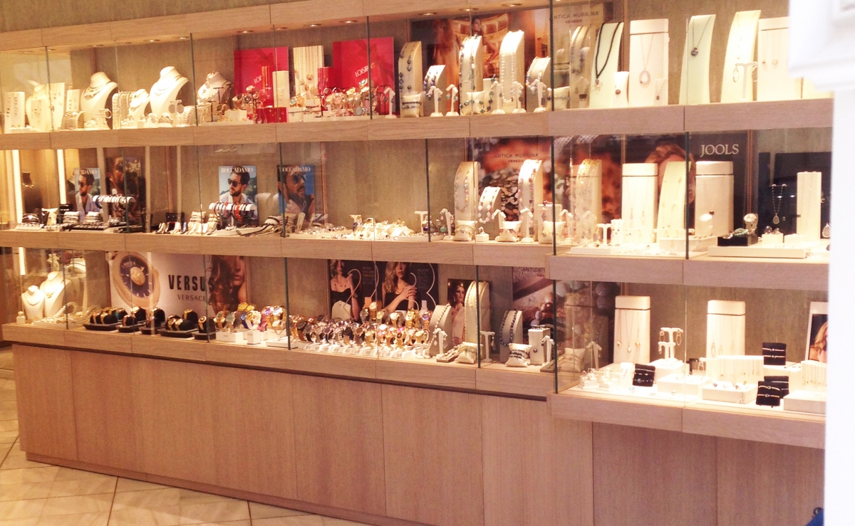 Plaka, Athens " THESPIS "